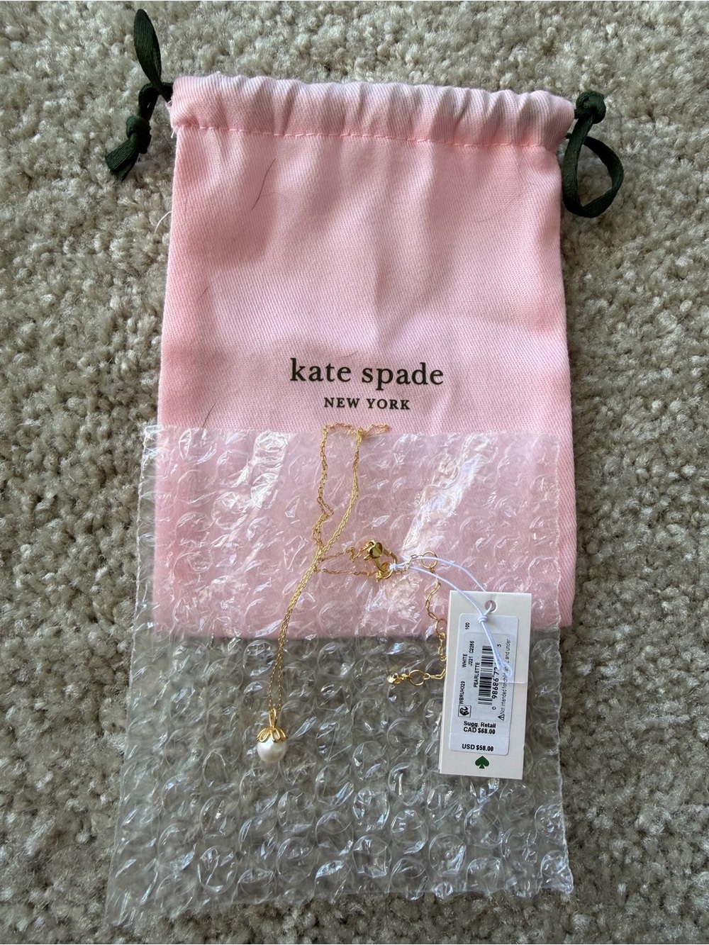 kate spade New York Gold Pearl Necklace new in Pink Drawstring Jewelry Pouch